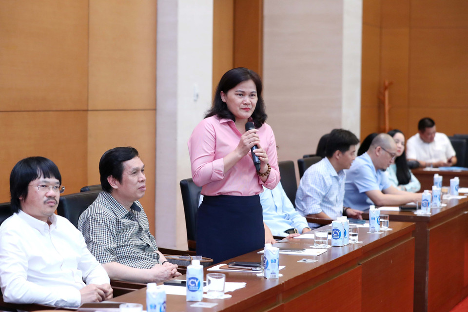 Trưởng ban Biên tập Tin trong nước, Thông tấn xã Việt Nam Nguyễn Thị Sự phát biểu tại buổi gặp mặt. (Ảnh: An Đăng/TTXVN)