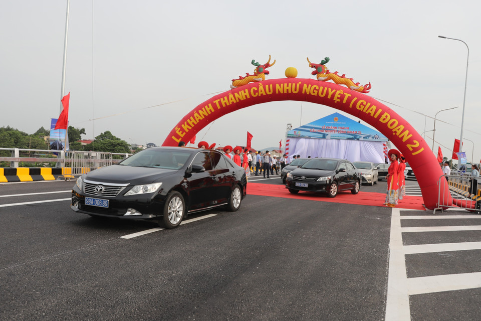Lễ thông xe cầu Như Nguyệt. (Ảnh: Danh Lam/TTXVN)