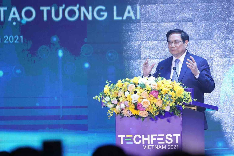 Thủ tướng Phạm Minh Chính phát biểu tại chương trình Dấu ấn khởi nghiệp đổi mới sáng tạo quốc gia 2021. (Ảnh: Dương Giang/TTXVN)