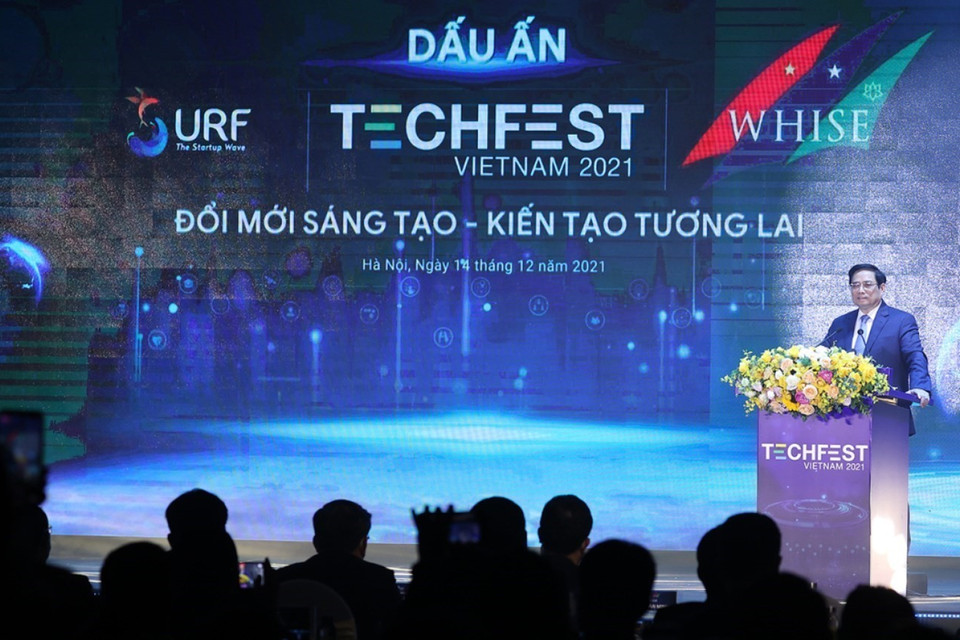 Hình ảnh Thủ tướng Phạm Minh Chính phát biểu tại chương trình Dấu ấn khởi nghiệp đổi mới sáng tạo quốc gia 2021. (Ảnh: Dương Giang/TTXVN)