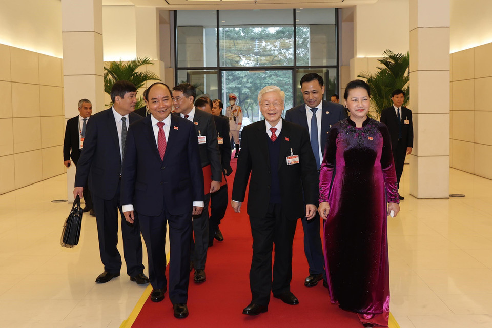 Tổng Bí thư, Chủ tịch nước Nguyễn Phú Trọng; Ủy viên Bộ Chính trị, Thủ tướng Chính phủ Nguyễn Xuân Phúc; Ủy viên Bộ Chính trị, Chủ tịch Quốc hội Nguyễn Thị Kim Ngân đến dự phiên họp trù bị Đại hội XIII của Đảng. (Nguồn: TTXVN)