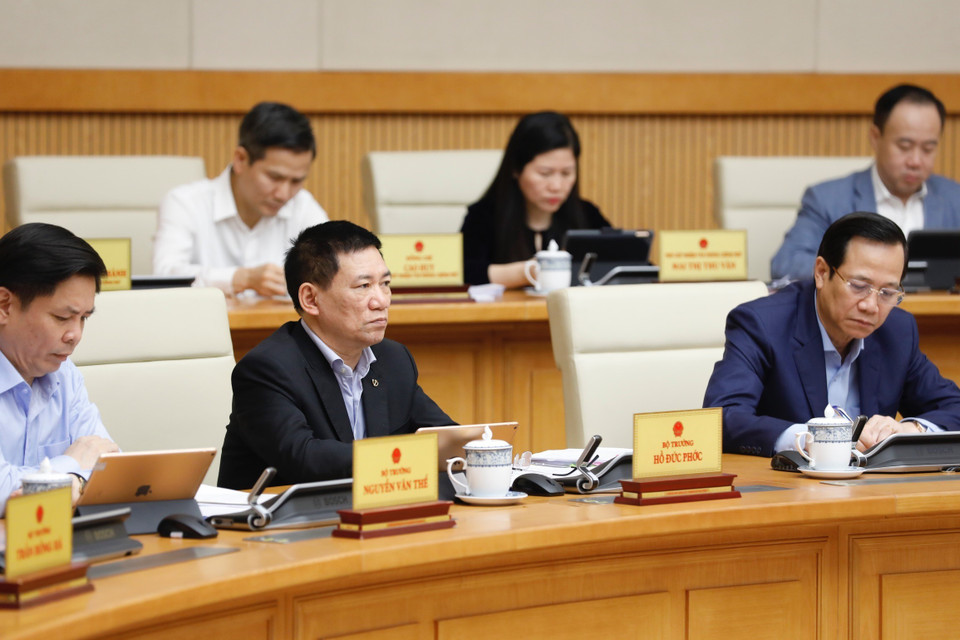 Các Bộ trưởng và thành viên Chính phủ tham dự phiên họp. (Ảnh: Dương Giang/TTXVN)