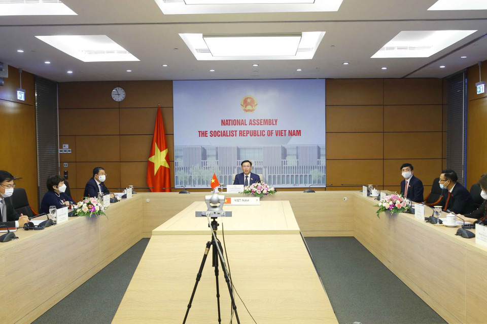 Quang cảnh hội đàm trực tuyến. (Ảnh: Doãn Tấn/TTXVN)