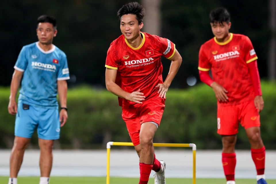 Tiền vệ Tuấn Anh tại buổi tập. (Ảnh: Hoàng Linh/TTXVN)