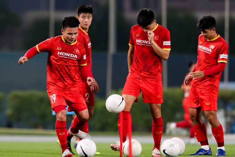 Tiền vệ Quang Hải tại buổi tập. 