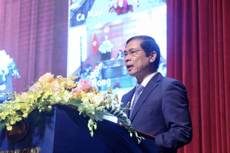 Bộ trưởng Bộ Ngoại giao Bùi Thanh Sơn phát biểu chỉ đạo hội nghị. (Ảnh: Lâm Khánh/TTXVN)