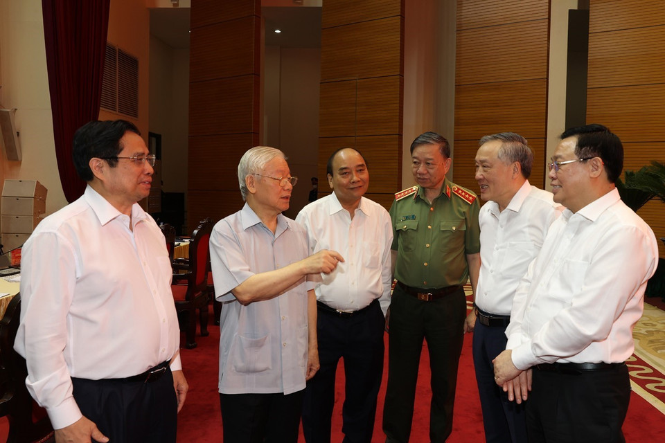 Tổng Bí thư Nguyễn Phú Trọng, các lãnh đạo Đảng, Nhà nước và các đại biểu dự hội nghị. (Ảnh: Trí Dũng/TTXVN)