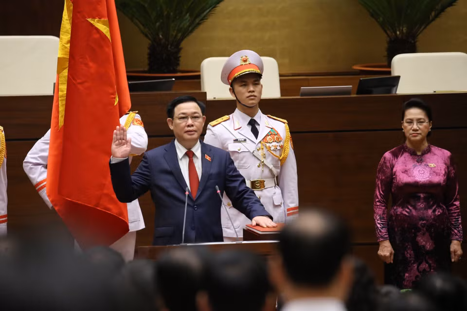 Chủ tịch Quốc hội Vương Đình Huệ tuyên thệ nhậm chức. (Ảnh: Dương Giang/TTXVN)