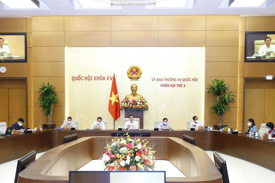 Chủ tịch Quốc hội Vương Đình Huệ chủ trì phiên họp. (Ảnh: Doãn Tấn/TTXVN)