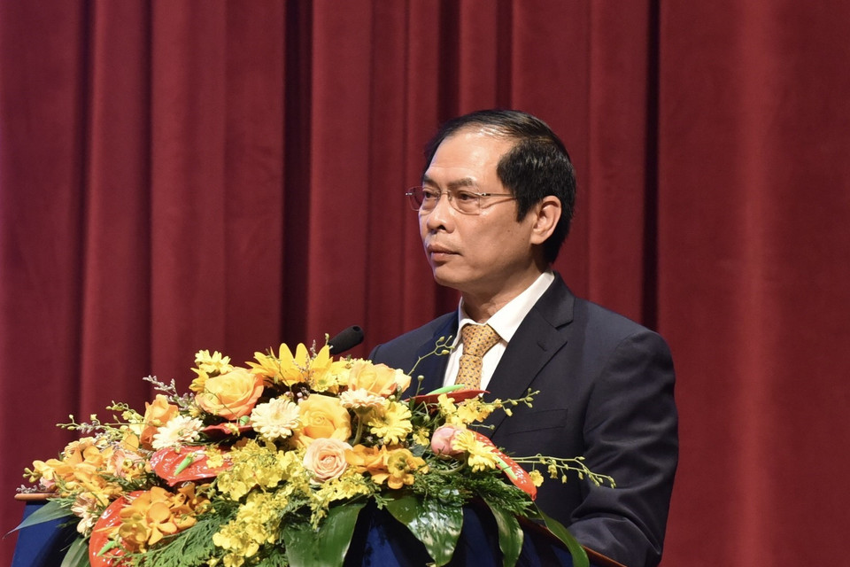 Bộ trưởng Bộ Ngoại giao Bùi Thanh Sơn phát biểu khai mạc hội nghị. (Ảnh: Dương Giang/TTXVN).