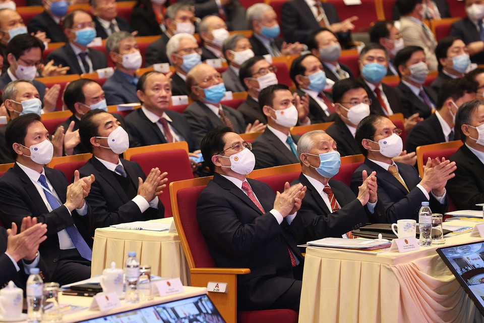 Thủ tướng Phạm Minh Chính và các đại biểu dự hội nghị. (Ảnh: Dương Giang/TTXVN)