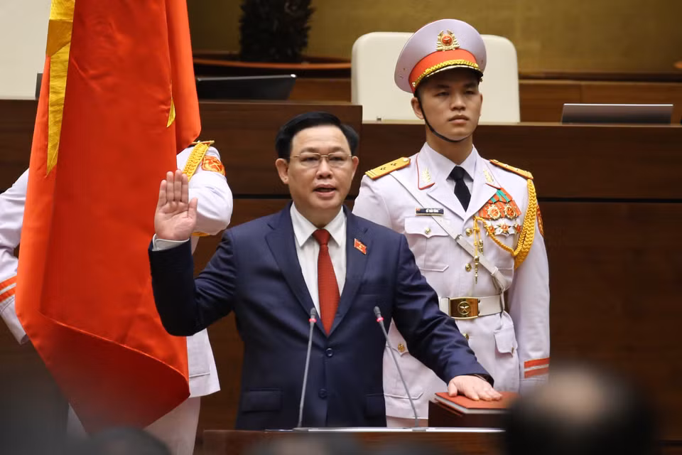 Chủ tịch Quốc hội Vương Đình Huệ tuyên thệ nhậm chức. (Ảnh: Dương Giang/TTXVN)