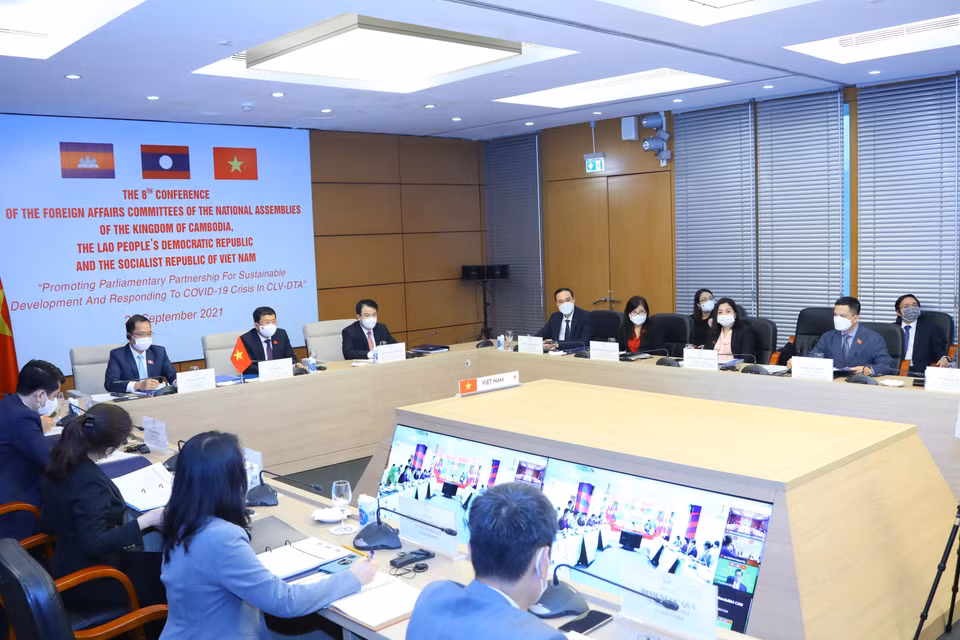 Quang cảnh hội nghị tại điểm cầu Hà Nội. (Ảnh: Nguyễn Điệp/TTXVN)
