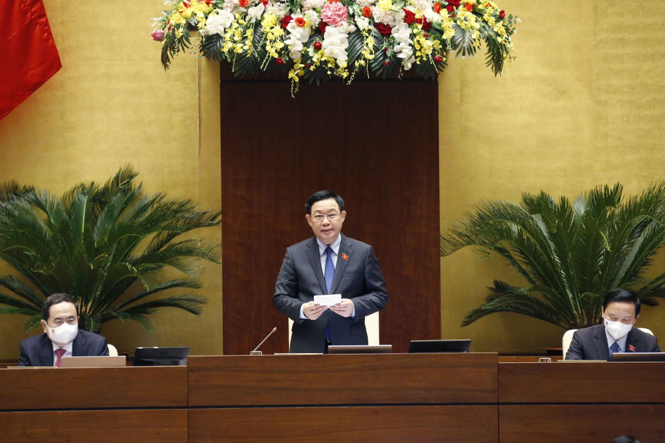 Hình ảnh Chủ tịch Quốc hội Vương Đình Huệ phát biểu tại phiên chất vấn. (Ảnh: Doãn Tấn/TTXVN) 