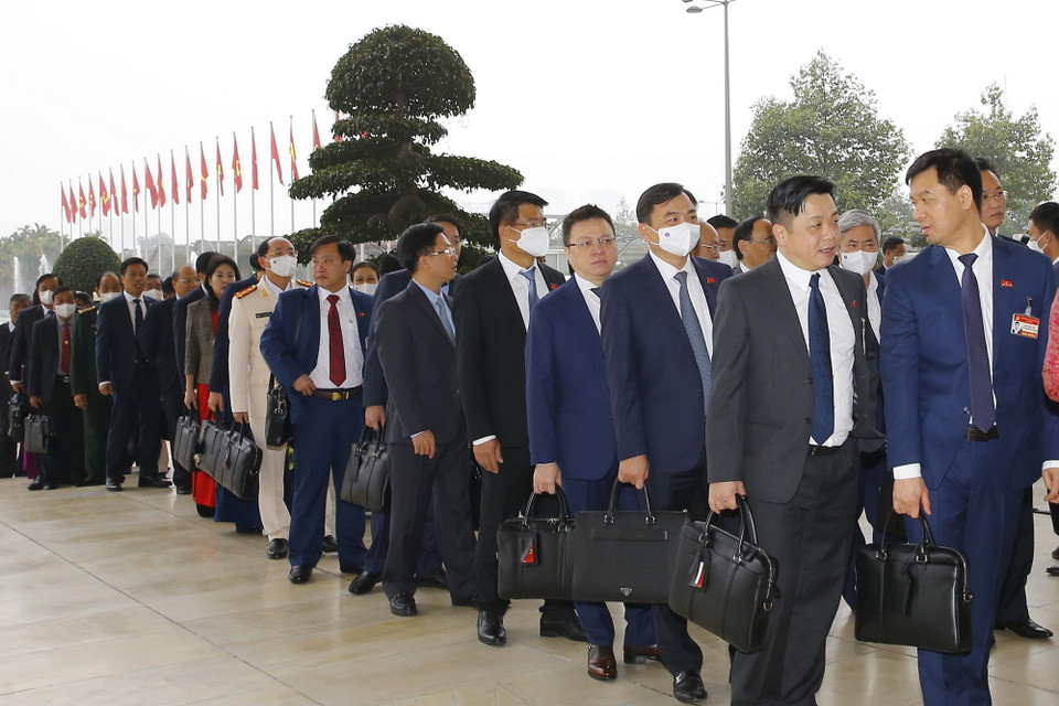  Đoàn đại biểu Khối các cơ quan Trung ương đến dự Đại hội, sáng 28/1. (Ảnh: TTXVN)