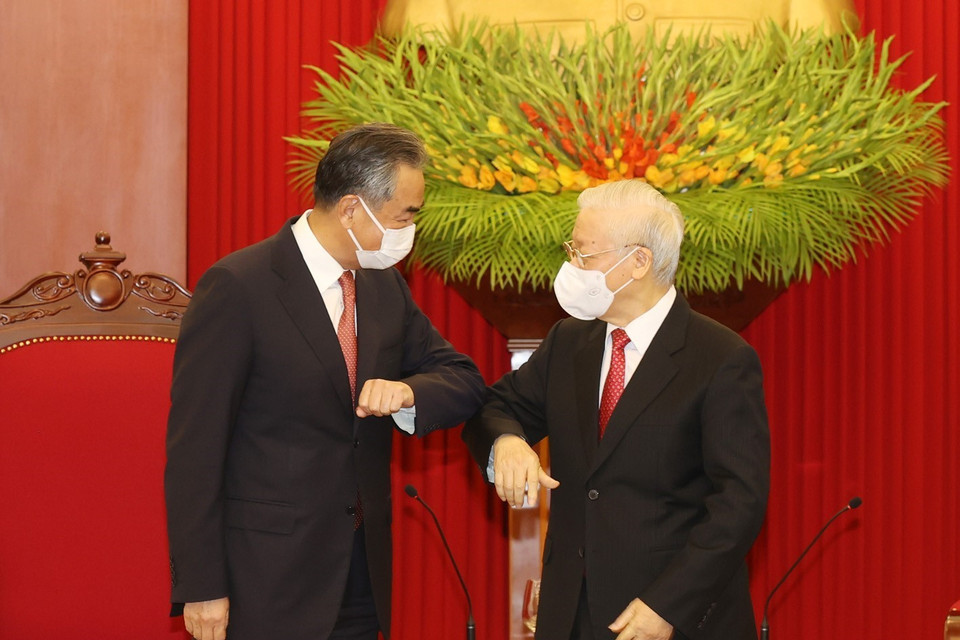 Chiều 11/9/2021, tại Trụ sở Trung ương Đảng, Tổng Bí thư Nguyễn Phú Trọng tiếp Ủy viên Quốc vụ, Bộ trưởng Ngoại giao Trung Quốc Vương Nghị thăm chính thức Việt Nam và dự Phiên họp lần thứ 13 Ủy ban Chỉ đạo hợp tác song phương Việt Nam-Trung Quốc. (Ảnh: Trí Dũng/TTXVN)