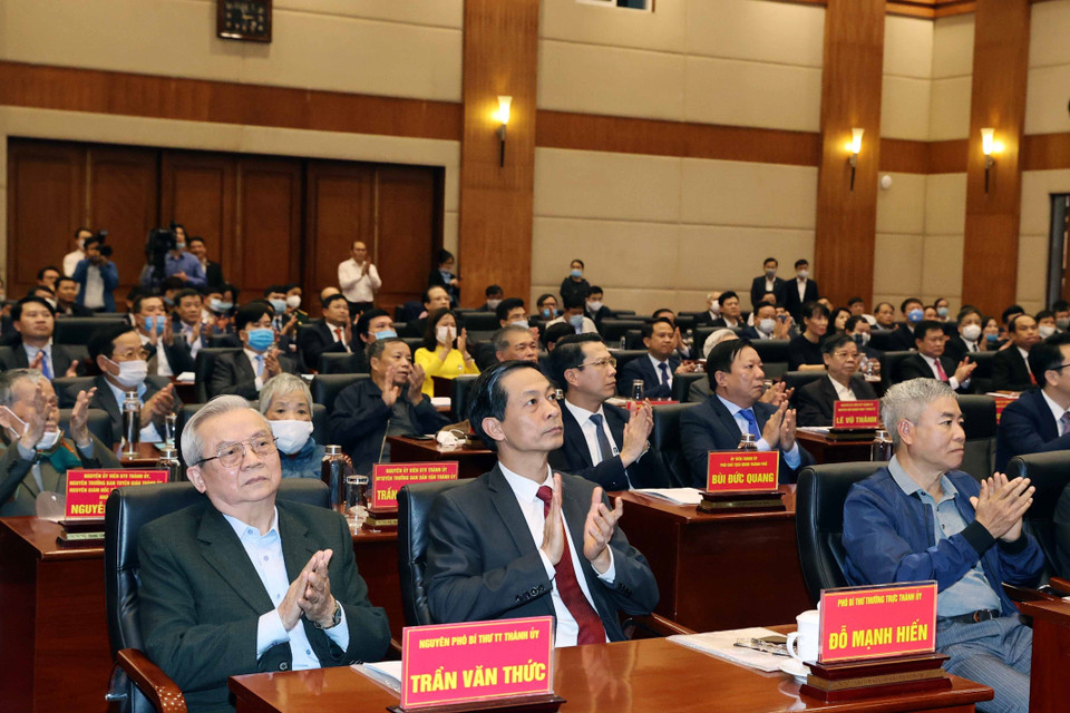 Các đại biểu tại buổi tiếp xúc. (Ảnh: Thống Nhất/TTXVN)