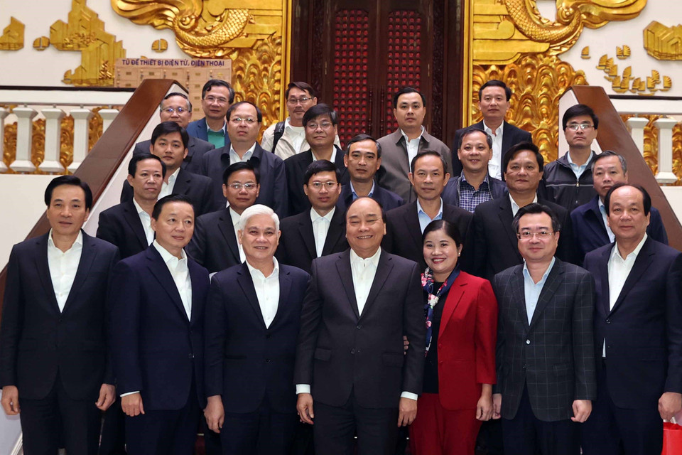 Thủ tướng Nguyễn Xuân Phúc với cán bộ chủ chốt tỉnh Bình Phước. (Ảnh: Thống Nhất/TTXVN)