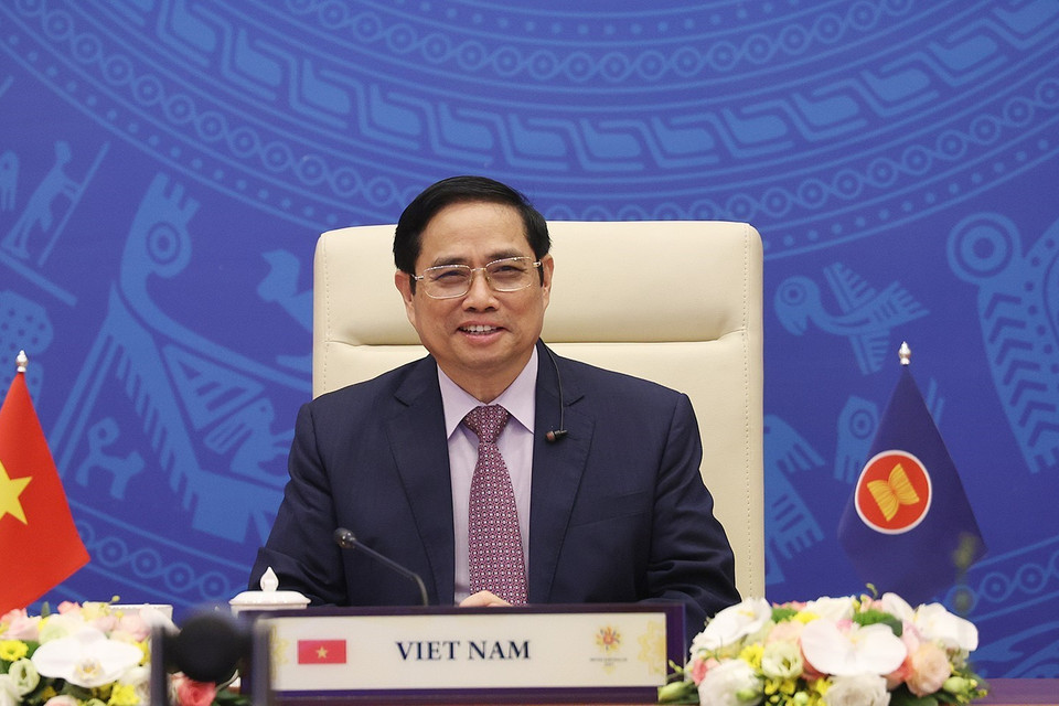Thủ tướng Phạm Minh Chính dự Hội nghị cấp cao ASEAN-Ấn Độ lần thứ 18 theo hình thức trực tuyến tại điểm cầu Hà Nội. (Ảnh: Dương Giang/TTXVN) . 