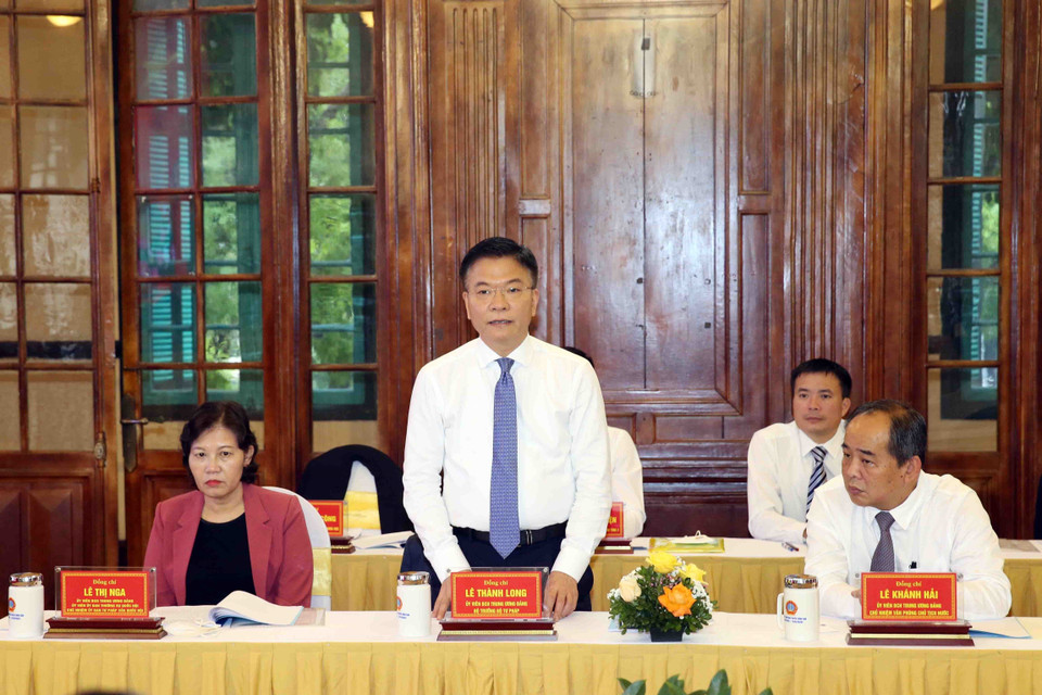 Bộ trưởng Bộ Tư pháp Lê Thành Long phát biểu. (Ảnh: Phạm Kiên/TTXVN)