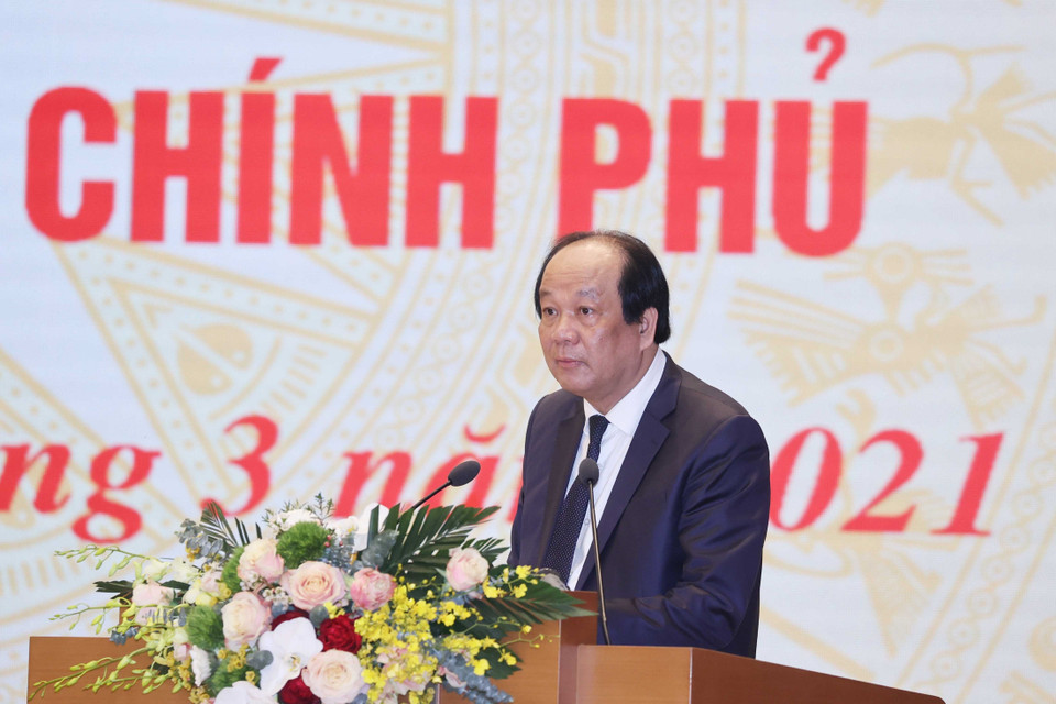 Bộ trưởng, Chủ nhiệm Văn phòng Chính phủ Mai Tiến Dũng, Tổ trưởng Tổ công tác của Thủ tướng báo cáo tổng kết 5 năm. (Ảnh: Thống Nhất/TTXVN)
