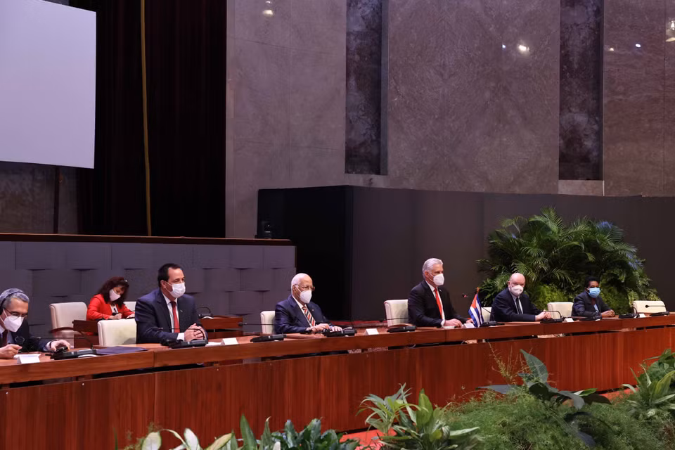 Bí thư thứ nhất Ban Chấp hành Trung ương Đảng Cộng sản Cuba, Chủ tịch nước Cộng hòa Cuba Miguel Díaz-Canel hội đàm với Chủ tịch nước Nguyễn Xuân Phúc. (Ảnh: Thống Nhất/TTXVN) 