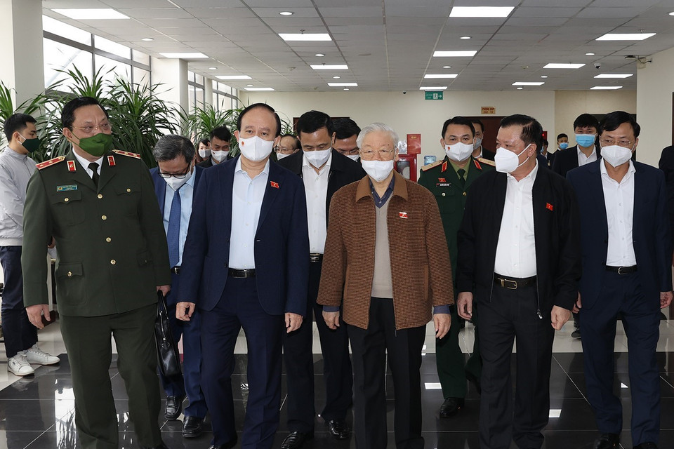 Tổng Bí thư Nguyễn Phú Trọng đến dự buổi tiếp xúc cử tri. (Ảnh: Trí Dũng/TTXVN)