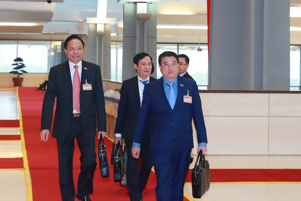 Các đại biểu đoàn Đảng bộ Khối Doanh nghiệp Trung ương đến dự phiên họp sáng 30/1. (Ảnh: TTXVN)