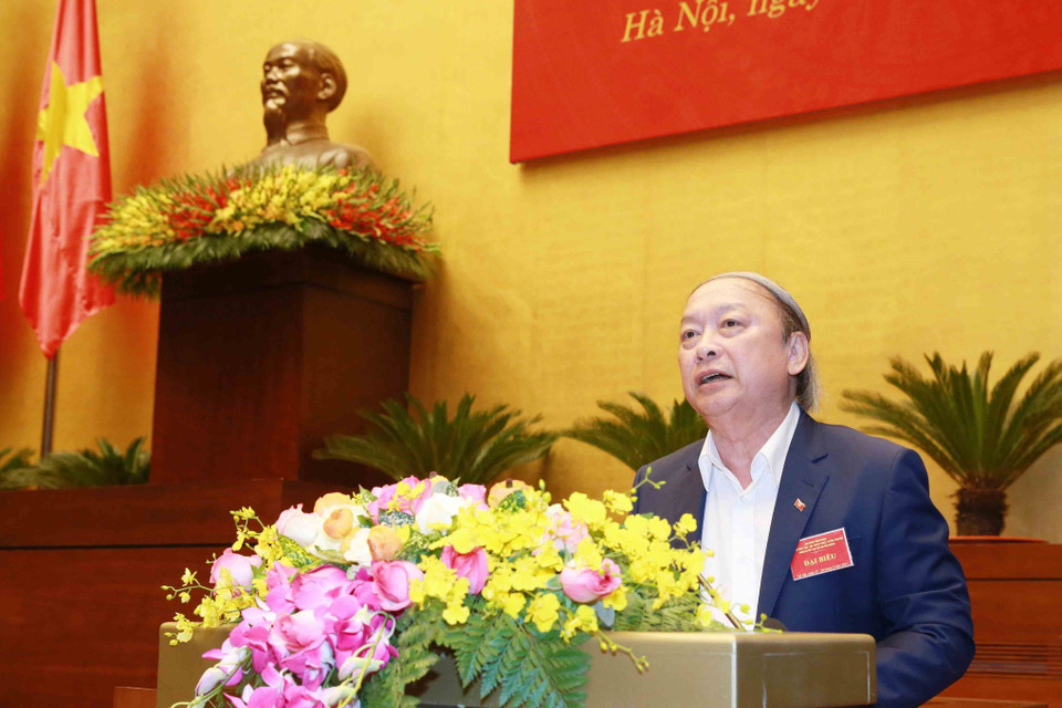 Ông Võ Văn Phuông, Phó Trưởng ban thường trực Ban Tuyên giáo Trung ương, tuyên bố lý do, giới thiệu đại biểu dự Hội nghị. (Ảnh: Phương Hoa/TTXVN)