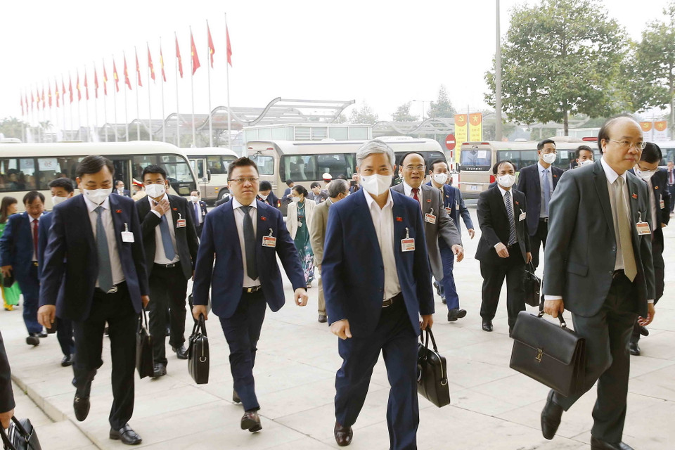 Đoàn đại biểu Khối các cơ quan Trung ương đến dự Đại hội, sáng 28/1. (Ảnh: TTXVN)