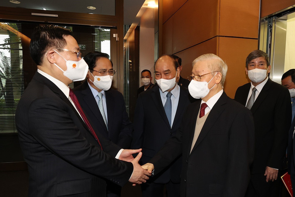 Tổng Bí thư Nguyễn Phú Trọng cùng các lãnh đạo Đảng, Nhà nước đến dự hội nghị. (Ảnh: Trí Dũng/TTXVN)