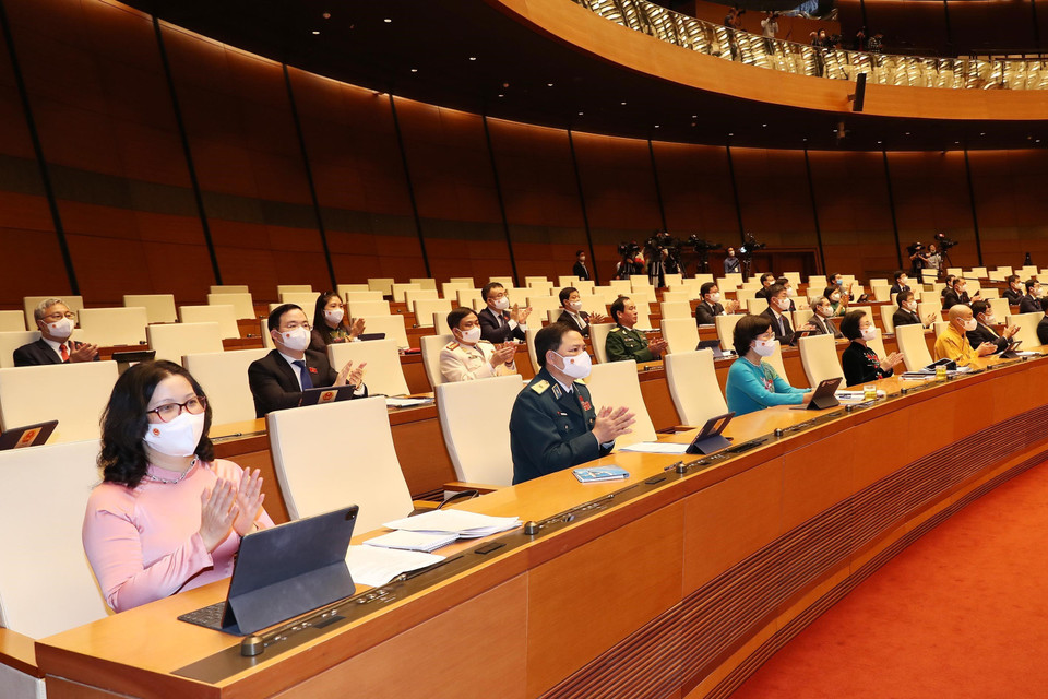 Các đại biểu Quốc hội dự phiên khai mạc. (Ảnh: Trọng Đức/TTXVN)