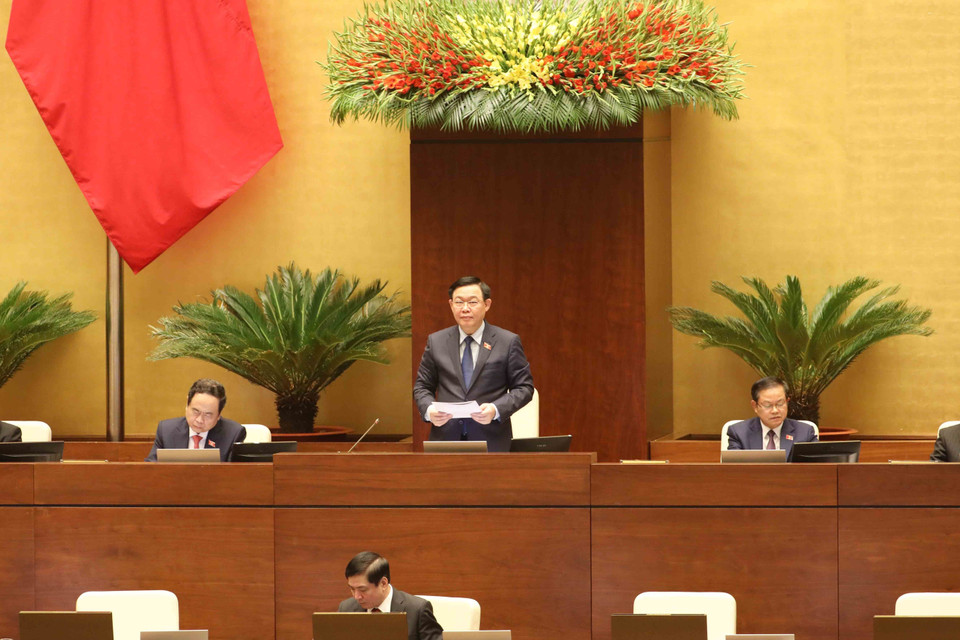 Chủ tịch Quốc hội Vương Đình Huệ điều hành phiên họp. (Ảnh: Phương Hoa/TTXVN)