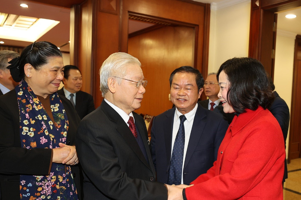 Tổng Bí thư, Chủ tịch nước Nguyễn Phú Trọng với các đại biểu dự bế mạc Hội nghị. (Ảnh: Trí Dũng/TTXVN)