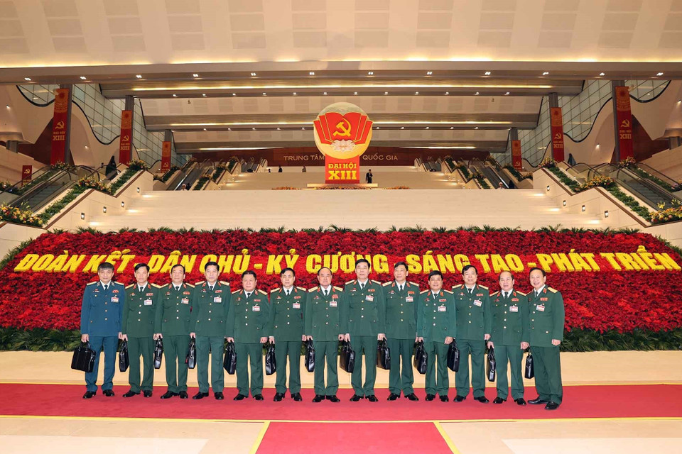  Các đại biểu đoàn Đảng bộ Quân đội dự Đại hội XIII của Đảng. (Ảnh: TTXVN)