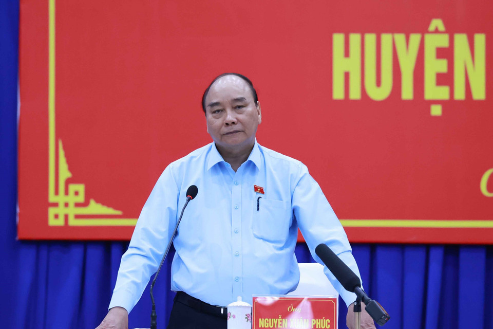 Chủ tịch nước Nguyễn Xuân Phúc phát biểu tại buổi tiếp xúc cử tri. (Ảnh: Thống Nhất/TTXVN)