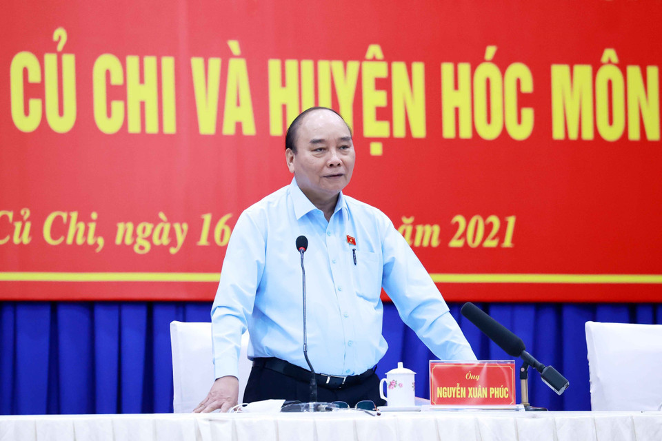 Hình ảnh Chủ tịch nước Nguyễn Xuân Phúc phát biểu tại buổi tiếp xúc cử tri. (Ảnh: Thống Nhất/TTXVN)