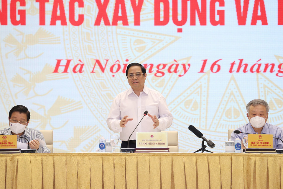 Thủ tướng Phạm Minh Chính phát biểu tại hội nghị. (Ảnh: Dương Giang/TTXVN)