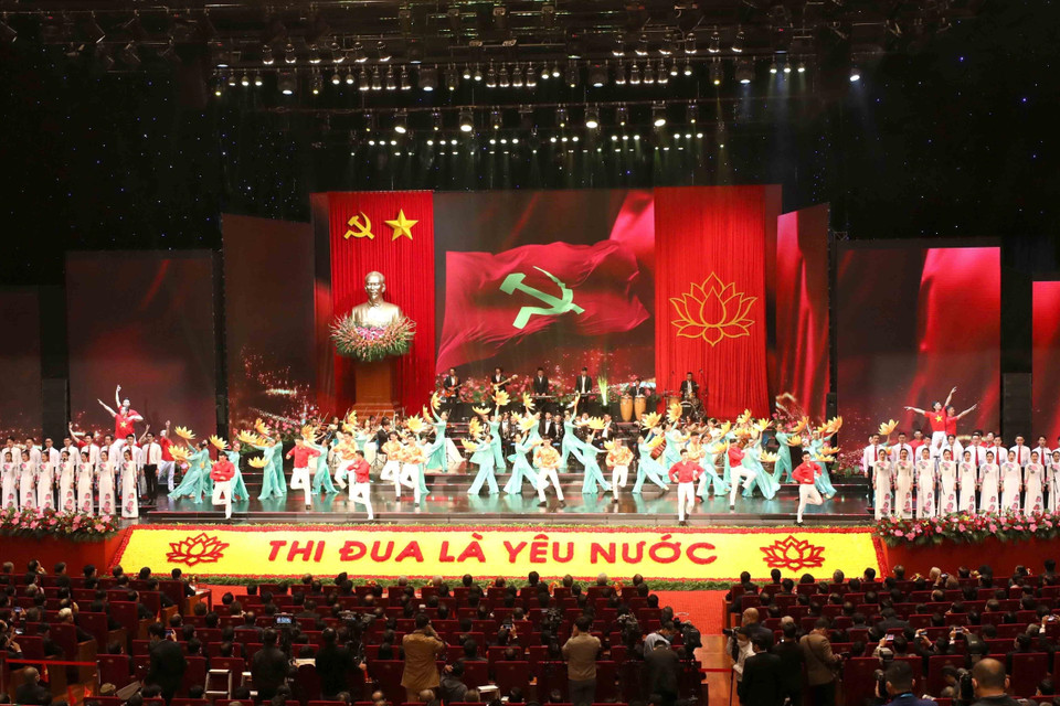 Lễ khai mạc Đại hội Thi đua yêu nước toàn quốc lần thứ X, với chủ đề Đoàn kết, sáng tạo, thi đua xây dựng và bảo vệ Tổ quốc diễn ra tại Hà Nội, sáng 10/12/2020. (Ảnh: Phương Hoa/TTXVN)