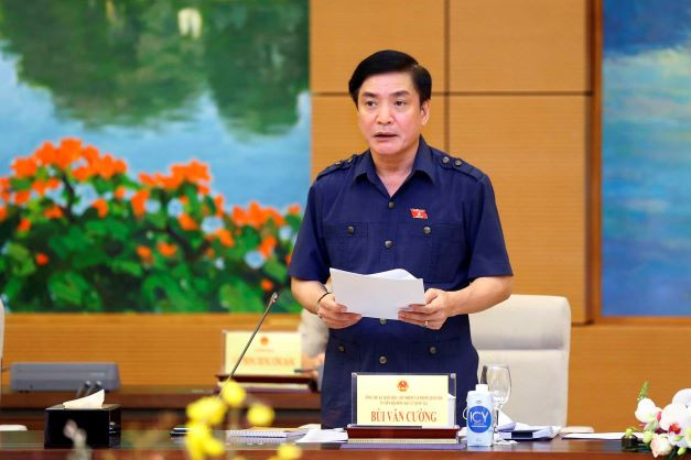 Tổng Thư ký Quốc hội, Chủ nhiệm Văn phòng Quốc hội, Ủy viên Hội đồng Bầu cử Quốc gia Bùi Văn Cường phát biểu. (Ảnh: Doãn Tấn/TTXVN)