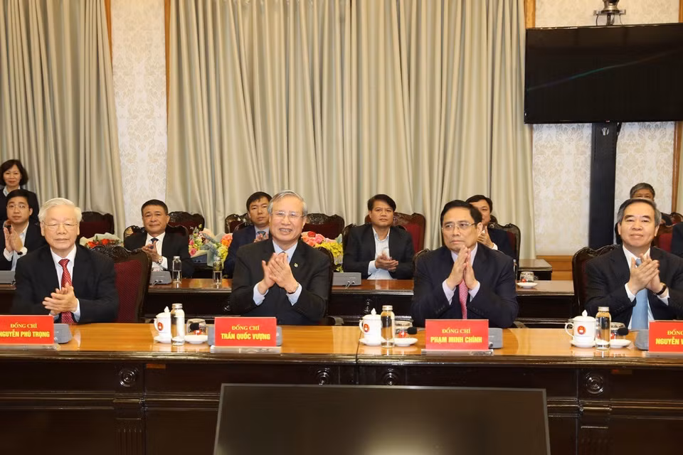Tổng Bí thư, Chủ tịch nước Nguyễn Phú Trọng và các đại biểu dự buổi lễ. (Ảnh: Trí Dũng/TTXVN)
