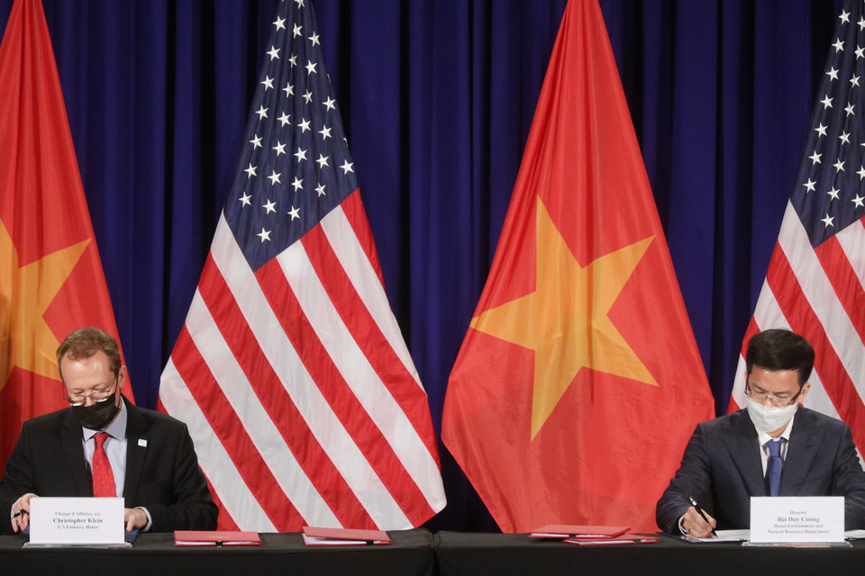 Lễ ký thỏa thuận thuê đất xây dựng trụ sở mới của Đại sứ quán Hoa Kỳ tại Việt Nam. (Ảnh: TTXVN)