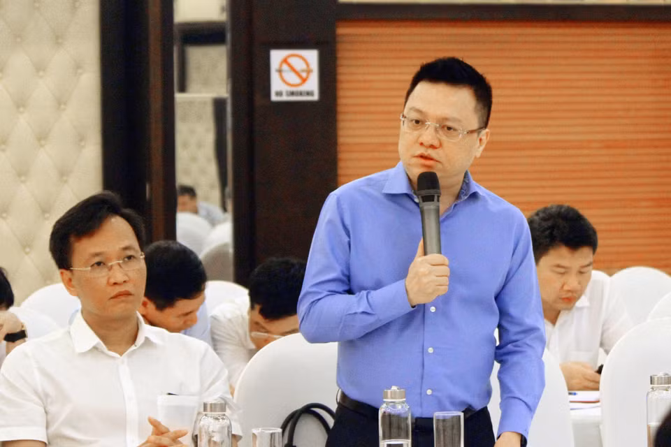 Ông Lê Quốc Minh, Ủy viên Trung ương Đảng, Ủy viên Ban Chấp hành Đảng bộ Khối các cơ quan Trung ương, Phó Tổng Giám đốc TTXVN phát biểu tại hội nghị. (Ảnh: Tá Chuyên/TTXVN)