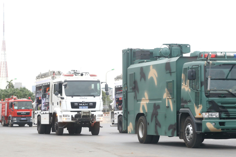 Xe đặc chủng của các lực lượng tham gia diễn tập. (Ảnh: TTXVN phát)