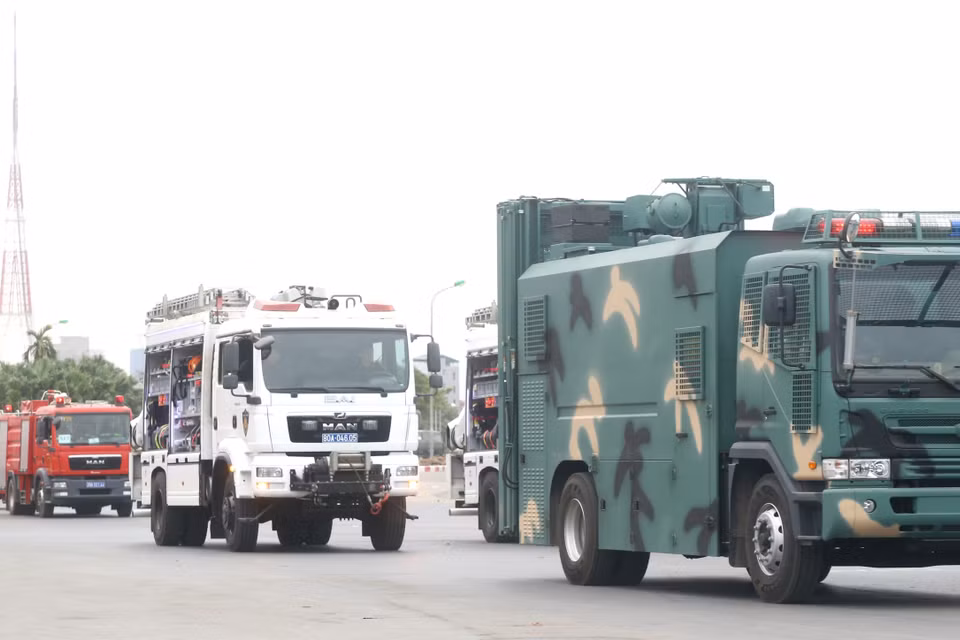 Xe đặc chủng của các lực lượng tham gia diễn tập. (Ảnh: TTXVN phát)