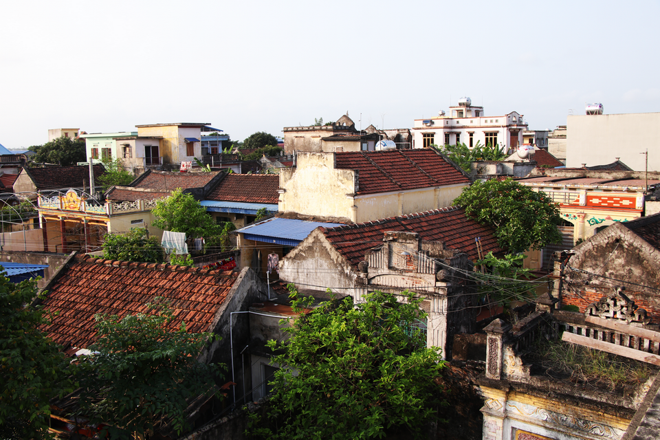 Trải qua thời gian với những thăng trầm lịch sử, ngôi làng cổ hôm nay đang dần đổi thay, phát triển không ngừng nhưng vẫn không mất đi vẻ đẹp cổ kính, thơ mộng. Những giá trị văn hóa truyền thống của quê hương với những tên đất, tên làng đã đi vào sử sách vẫn đang được các nghệ nhân, các bậc cao niên lưu giữ, bảo tồn và truyền lại cho các thế hệ con cháu.
