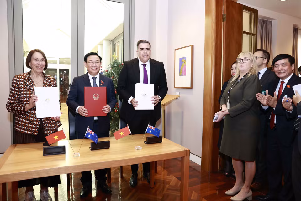 Quang cảnh tại lễ ký thỏa thuận hợp tác giữa Quốc hội Việt Nam và Nghị viện Australia. (Ảnh: Doãn Tấn/TTXVN)