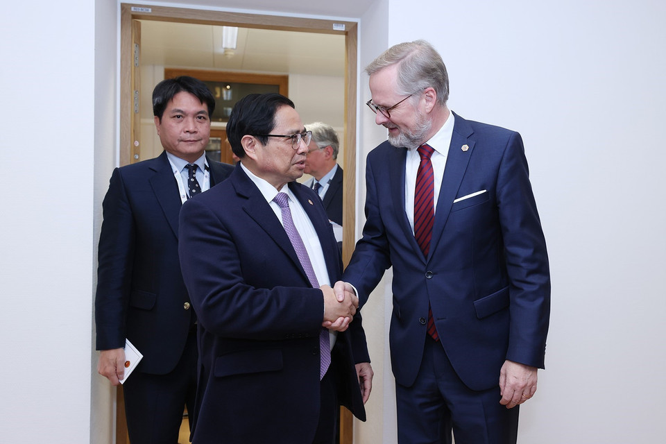 Thủ tướng Phạm Minh Chính gặp Thủ tướng Cộng hoà Séc Petr Fiala. (Ảnh: Dương Giang/TTXVN)