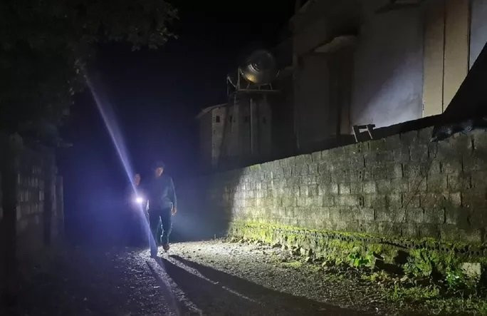 Hiện các lực lượng chức năng tỉnh Thanh Hóa đã và đang triển khai các biện pháp nghiệp vụ, bao vây, truy bắt đối tượng. (Nguồn: Thông tin Chính phủ)