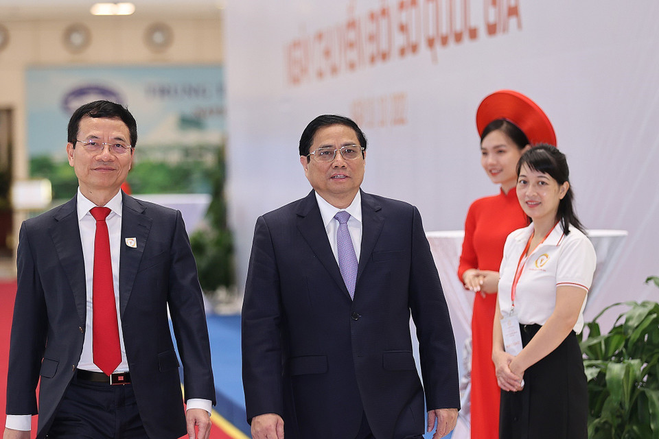 Thủ tướng Phạm Minh Chính đến dự Ngày chuyển đổi số quốc gia. (Ảnh: Dương Giang/TTXVN)